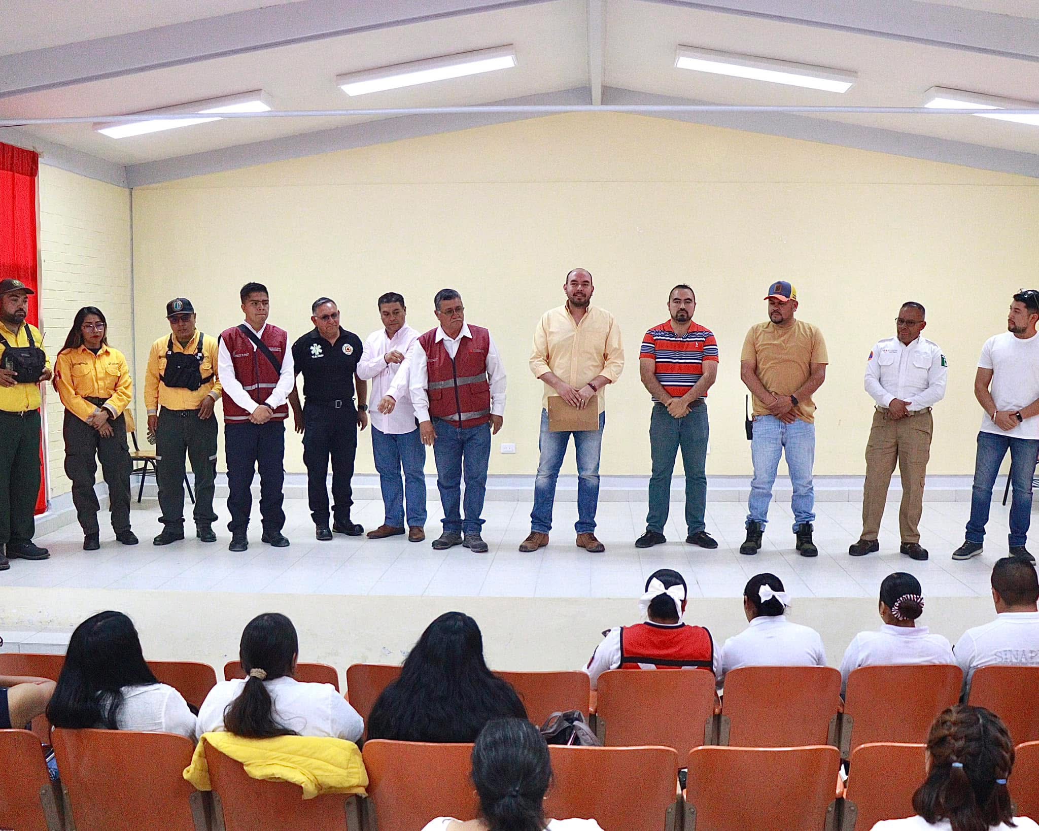 Capacitación para la temporada de incendios